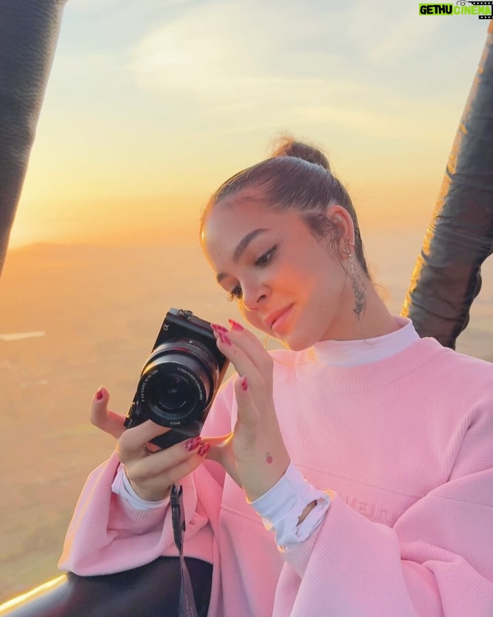 Mel Maia - 298K Likes - pedacinho das férias nesse lugar incrível! @moradadoscanyons 💚
