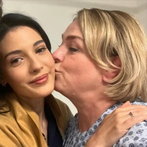 Melahat Abbasova Instagram - Canımıniçi @mahassine_merabet  seni çok seviyorum güzel kalplim. ❤️🌺 İyiki varsın ve iyiki seni tanımışım bitanem❤️❤️❤️❤️🌺🌺❤️❤️ Bakü dönüşüm diyete gireceğim , söz🤣❤️❤️❤️