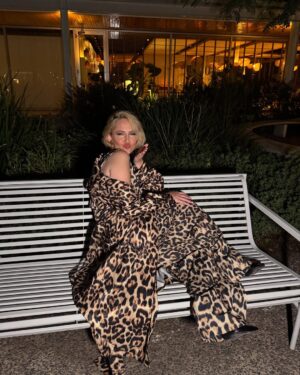 Mercedes Lambre Instagram - Mechi se va 🐆🖤