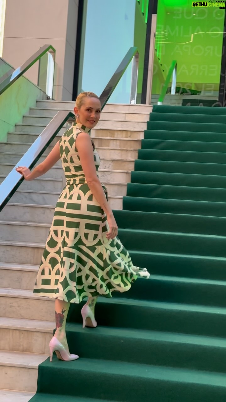 Mercedes Lambre - 5.8K Likes - El equilibrio perfecto entre ciencia y naturaleza @anua_argentina 🌿..
Te invito a conocerla con un súper descuento ✨
25% OFF por el lanzamiento
10% OFF con el codigo: MECHISOY !