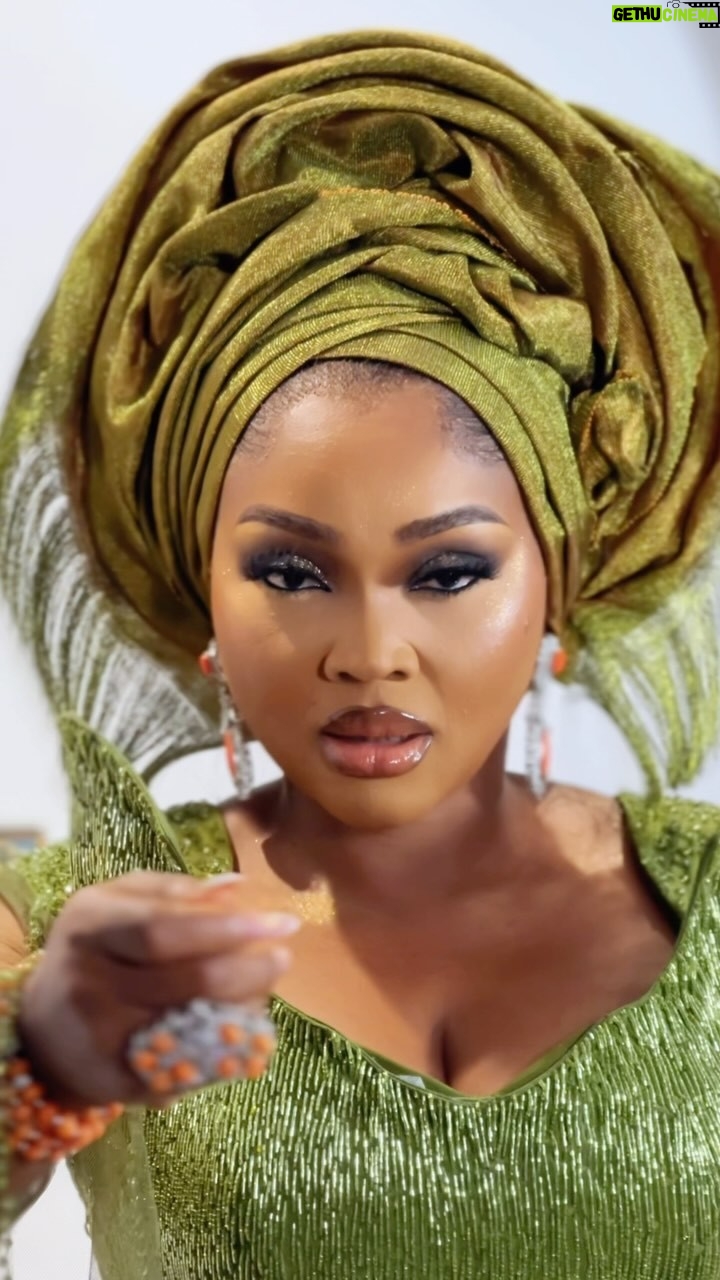 Mercy Aigbe - 79.7K Likes - #JP2025
Outfit @amyaghomi
Gele @abydouz_gele
Frontal hair @hairartistrybycoco
Jewelry @_luideo_
Clutch @maronyworld_mainpage
Asoebi fabric @shantiz_asoebi_n_event