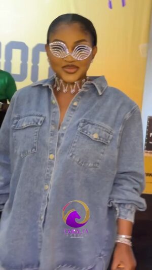 Mercy Aigbe Instagram - Effortlessly ageless @realmercyaigbe at the movie premiere of Makemation.
@makemationfilm 
@riseinteractivestudios 
#MakemationInCinema #MakemationIsComing #EasterWeekend #InCinemasNationwideFrom18thApril #WatchMakemation #GenZIsActive #AI

@trendybeddings 
@accessorize_by_rea @exquisitewholesales  @ewalagos.ng @ellaaccessories14 @kidwalksapparels @flint_fashion @kenzyherbals @gamattravelsandcargo @official_shaddashhair @beebabzcloset @murraykurves_secrets @hairdomirab @mohcute_ @barakat_collectionz1goldstore2