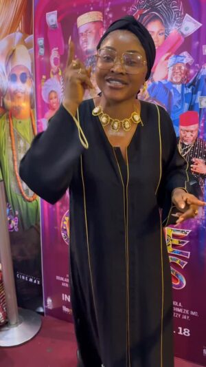 Mercy Aigbe Instagram - Live @silverbirdcinemas Ikeja City Mall!!! 

7pm Show sold out! 

We are now selling 9pm Show!!! 

Owanbe thieves by @eniola_ajao is a must watch!!
