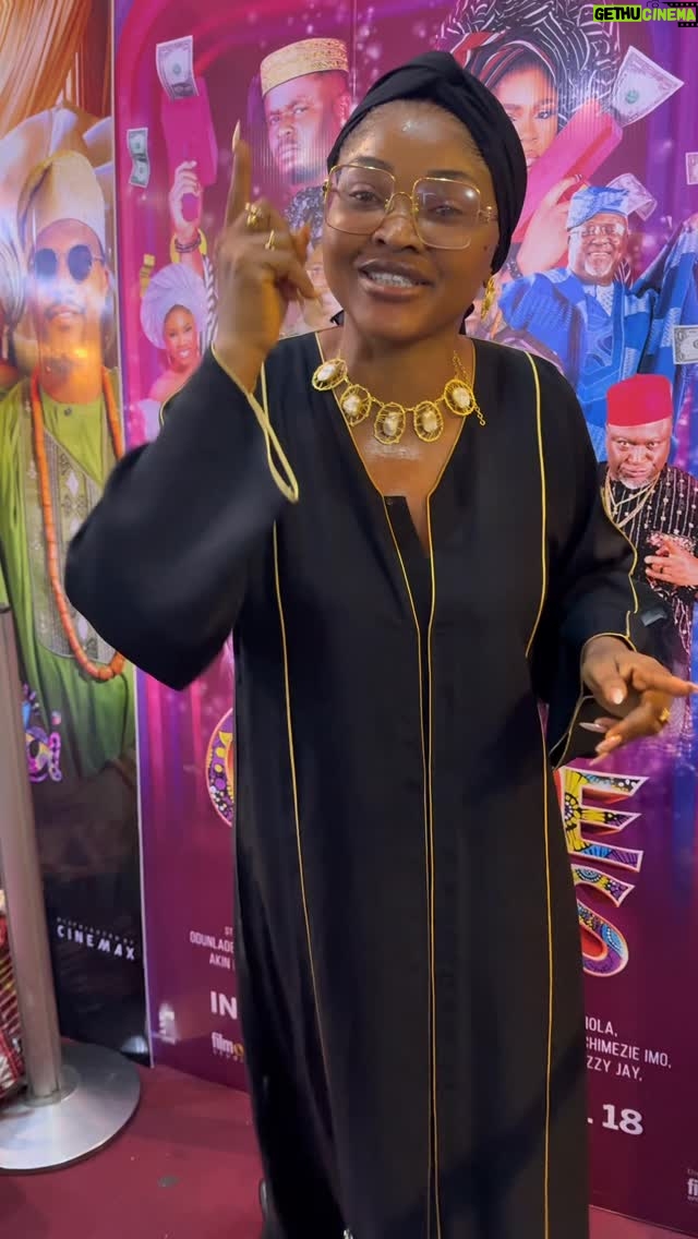 Mercy Aigbe - 9.5K Likes - Live @silverbirdcinemas Ikeja City Mall!!!
7pm Show sold out!
We are now selling 9pm Show!!!
Owanbe thieves by @eniola_ajao is a must watch!!