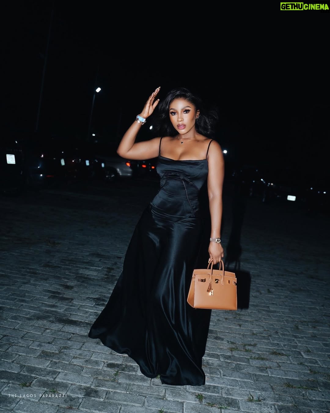 Mercy Eke - 135.4K Likes - A walking VISION BOARD 💣
📸 @thelagospaparazzi
#EbukaTurnsUpAfrica