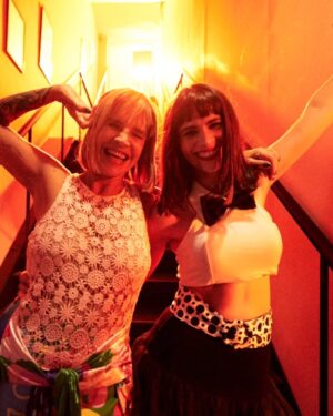 Micaela Riera Instagram - Que viva el rock nacional, que viva Fabi 

Feliz cumple a la reina 👑🧡