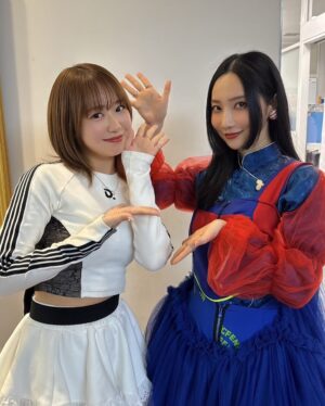 Miki Nonaka Instagram - 日本テレビ「上田と女が吠える夜」春の2時間SP🌸
出演させていただきました。ありがとうございました！テーマは「J-POPと共に生きてきた女」🎧𓈒𓏸
.
大好きなテーマでお話することができて幸せでした！日常的にJ-POPを聴いていて、好きすぎるあまり作詞作曲も趣味で行っている、野中美希です☺️🎶モーニング娘。のコンサートによく来てくださっているファーストサマーウイカさんとハラミちゃんもいらっしゃいました🥺🩷他にも幸せな思い出写真があるのでまたアップしますね！
改めてありがとうございました。
.
衣装、後ろにリボンがついていてかわいかったです🎀🖤
#上田と女が吠える夜
#ファーストサマーウイカ さん
#ハラミちゃん さん
#morningmusume25#モーニング娘25
#野中美希#ちぇる