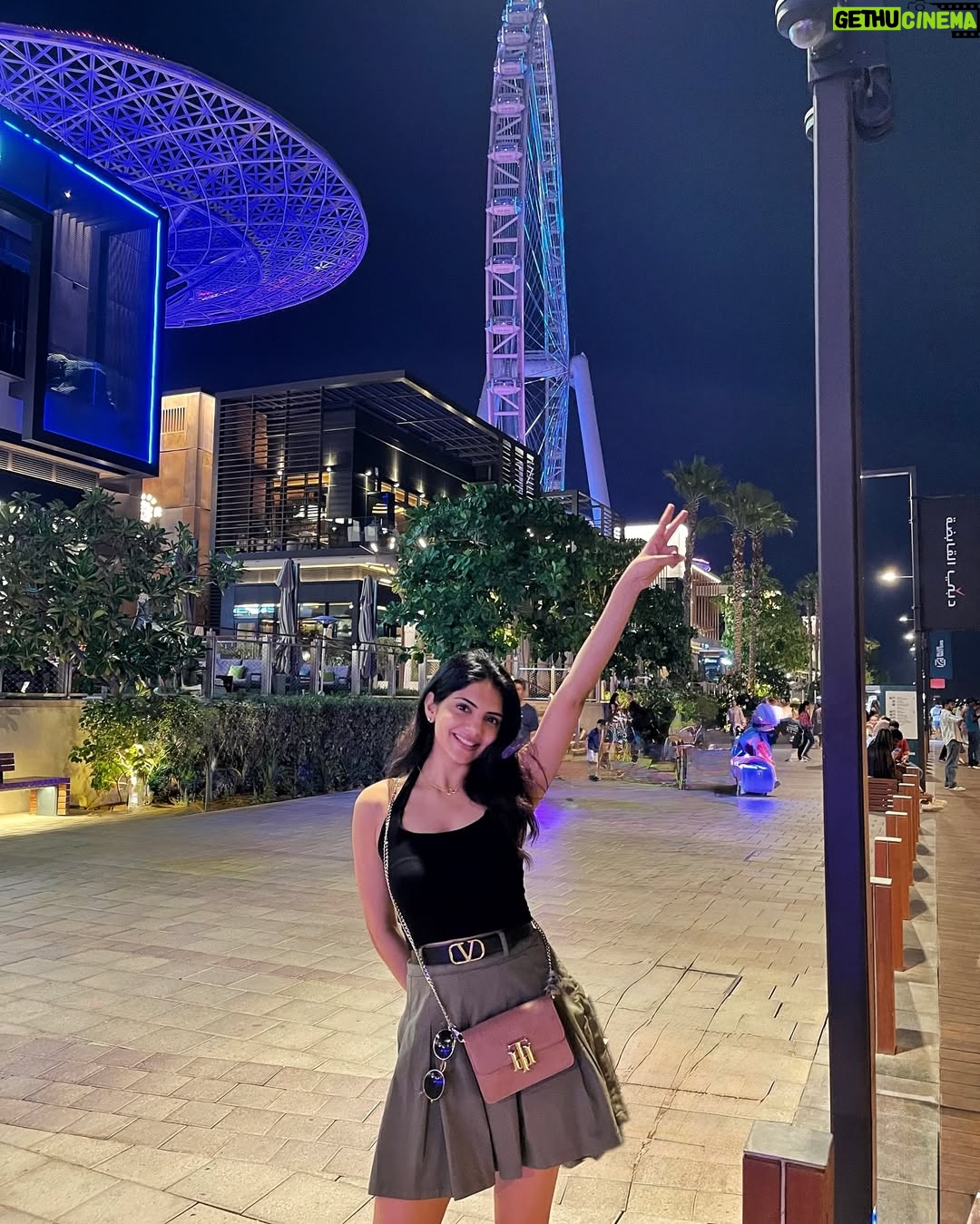 Misha Narang - 7.5K Likes - Caught feelings….. for this city 🖤
#bluewaters #bluewatersdubai #dubai #travel #explore #mishanarang