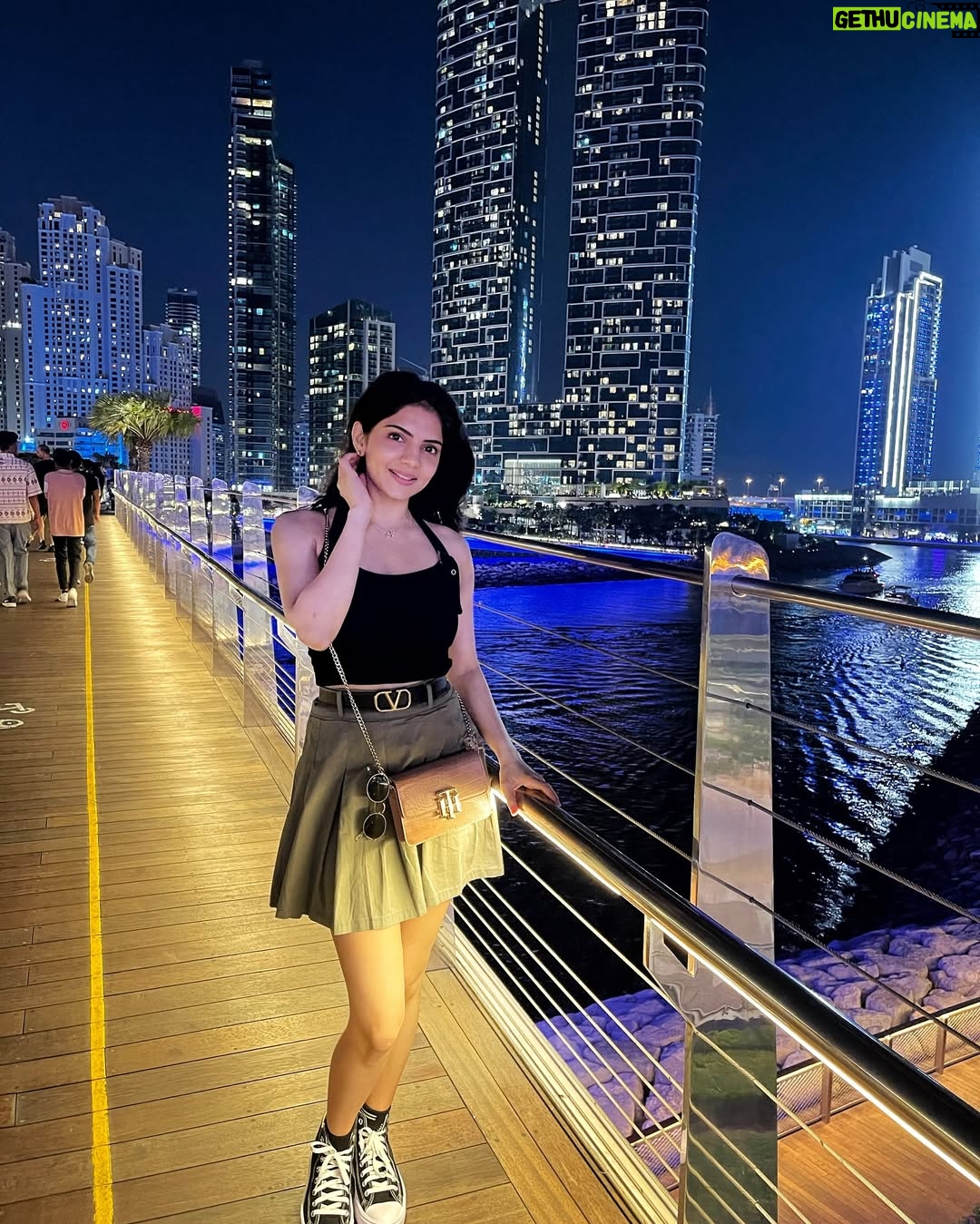 Misha Narang - 11.8K Likes - Just out here letting the wind style me🖤
#bluewater #bluewatersdubai #windy #explore #dubai #dubaitravel
