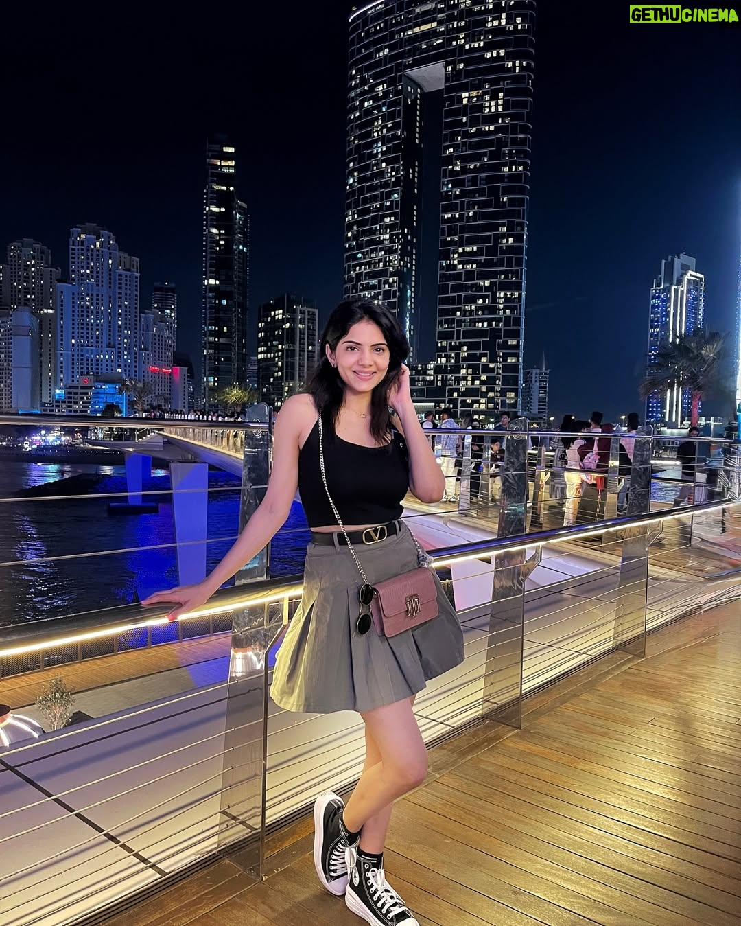 Misha Narang - 11.8K Likes - Just out here letting the wind style me🖤
#bluewater #bluewatersdubai #windy #explore #dubai #dubaitravel