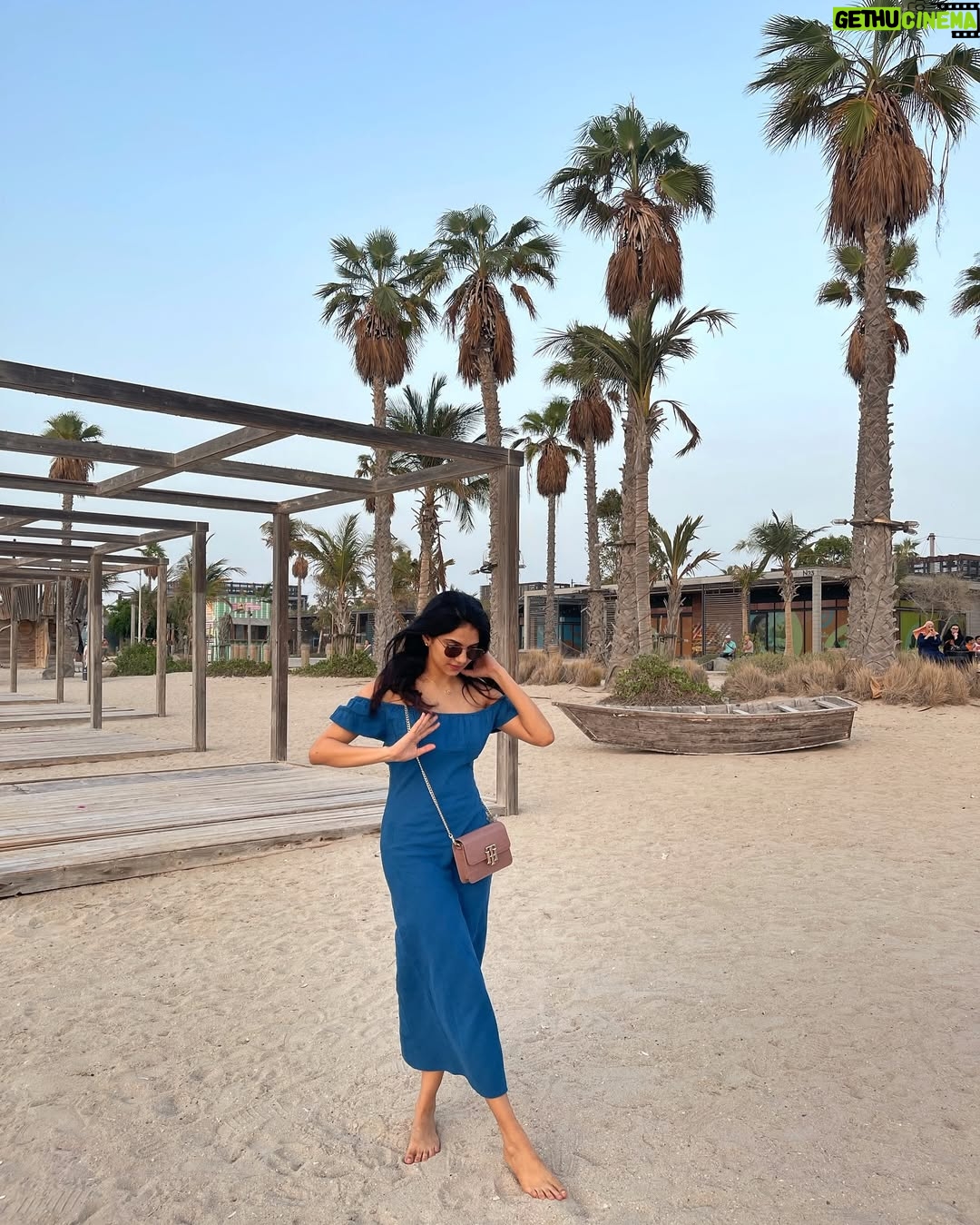 Misha Narang - 6.6K Likes - Where the wind whispers and the vibes are just right🧚🏻♀️
#beach #wind #peace #goodvibes #lamerdubai #dubai #travel #travelgram #explore