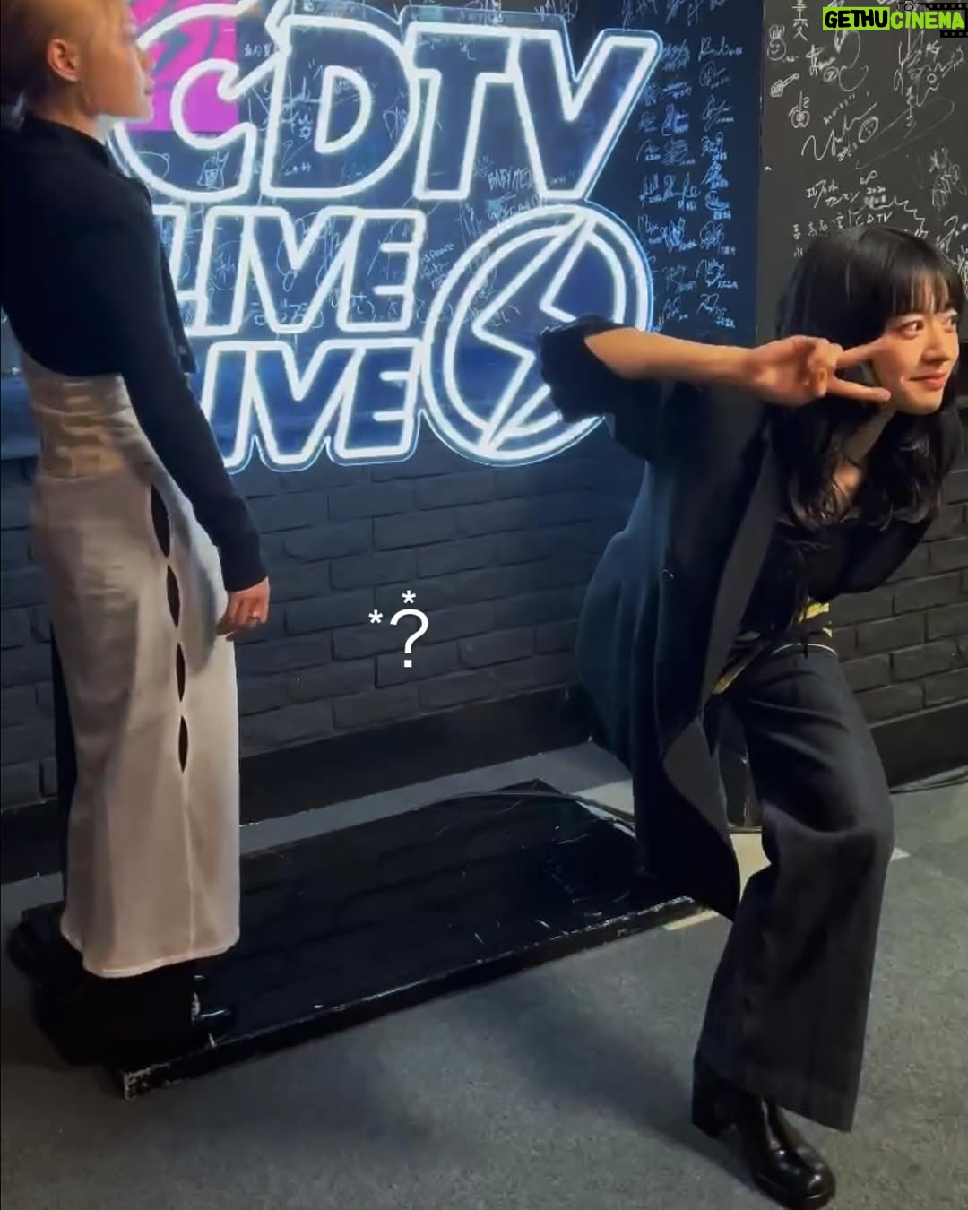 Moeka Shiotsuka - 12.3K Likes -