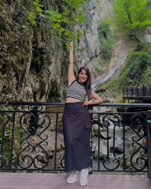 Mokshitha Pai Instagram - Travel far , sip slow 😃

#nimmamokshithapai #mokshi #travel #explore #makememories