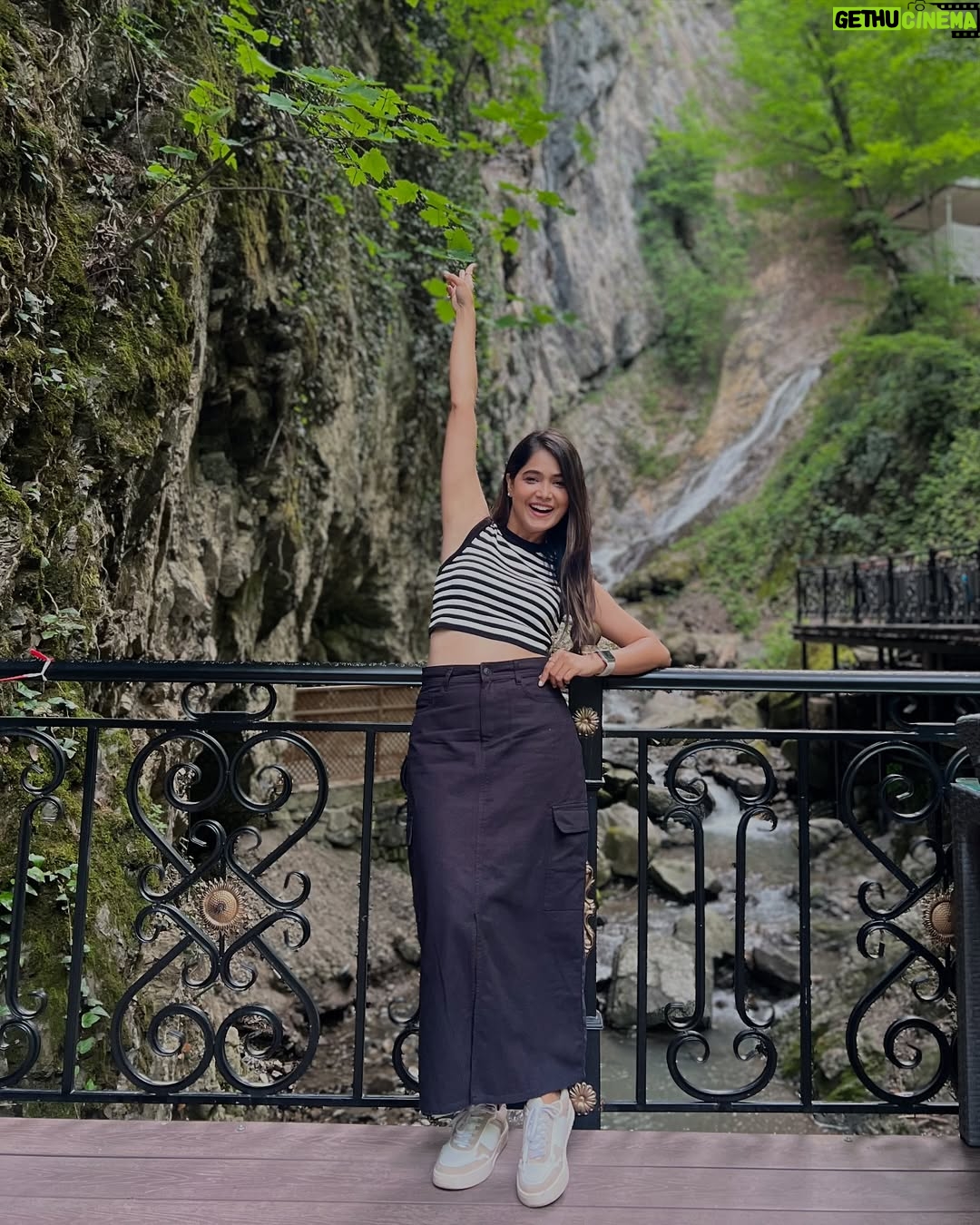 Mokshitha Pai - 31.8K Likes - Travel far , sip slow 😃
#nimmamokshithapai #mokshi #travel #explore #makememories