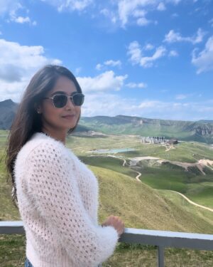 Mokshitha Pai Instagram - Less scrolling more exploring 🤩

#nimmamokshithapai #mokshi #travelworld #explore #makememories
