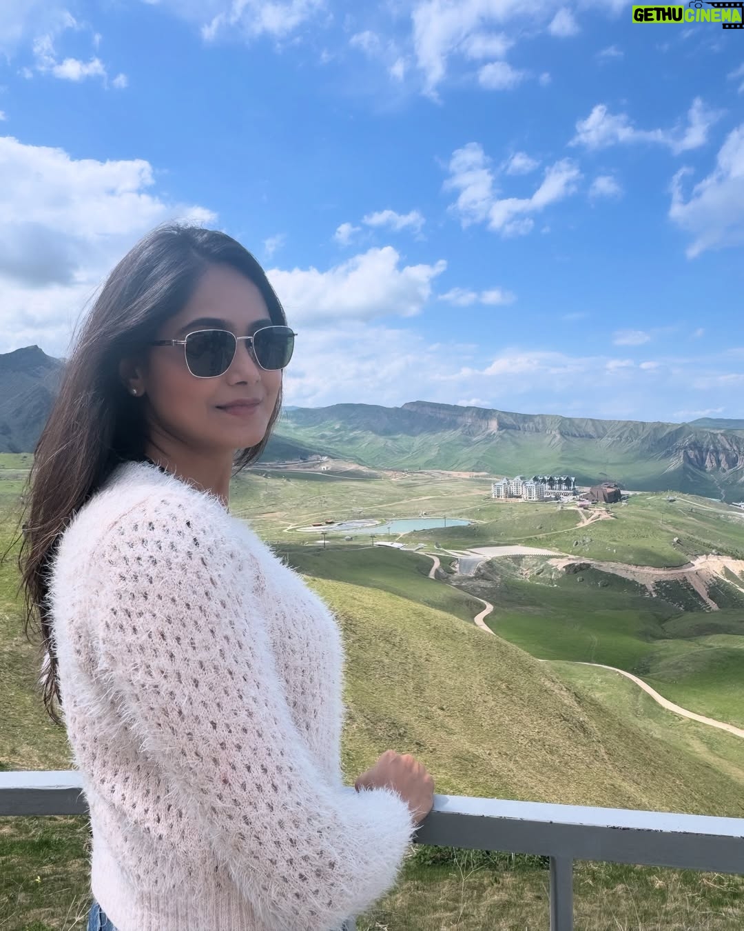 Mokshitha Pai - 125.6K Likes - Less scrolling more exploring 🤩
#nimmamokshithapai #mokshi #travelworld #explore #makememories