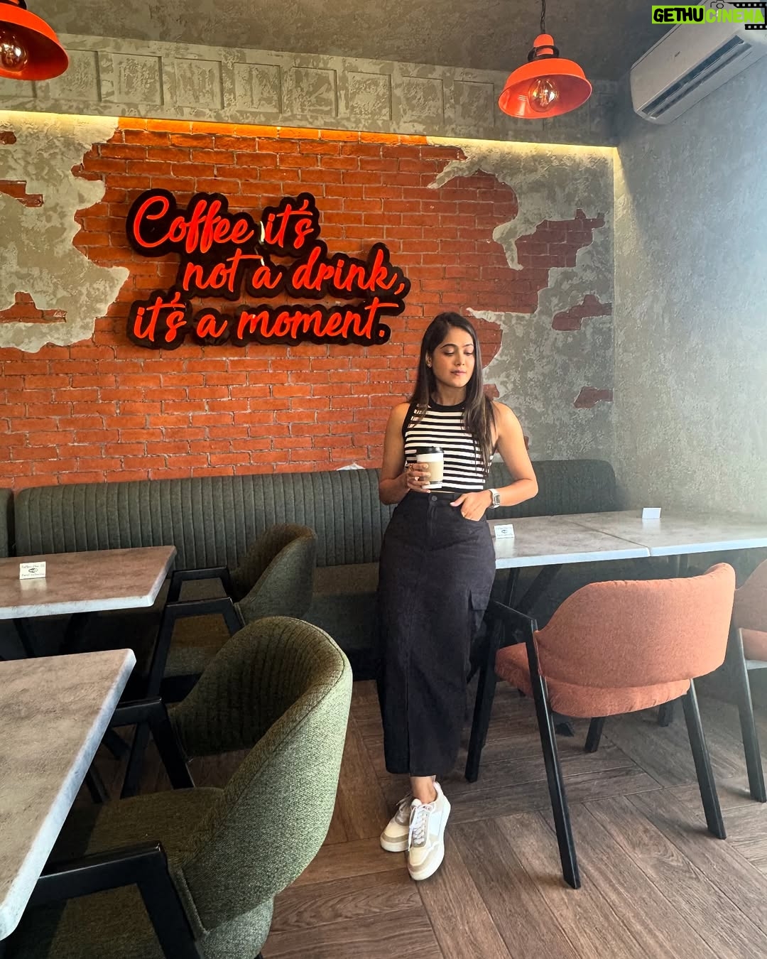 Mokshitha Pai - 31.8K Likes - Travel far , sip slow 😃
#nimmamokshithapai #mokshi #travel #explore #makememories