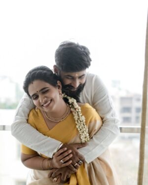 Moulya Instagram - ಹೊಸ ಪುಟ, ಹೊಸ ಕಥೆ Hello ಯುಗಾದಿ !🧿
@pratheekpro 
@aanavganesh 

Pc @rithi__photography 
Mua and hair @hairartistry_by_madhukeerthi_ 
@makeoverwithmadhukeerthi 
Saree @bangaloresareehouse 
Jewels @gemsulove