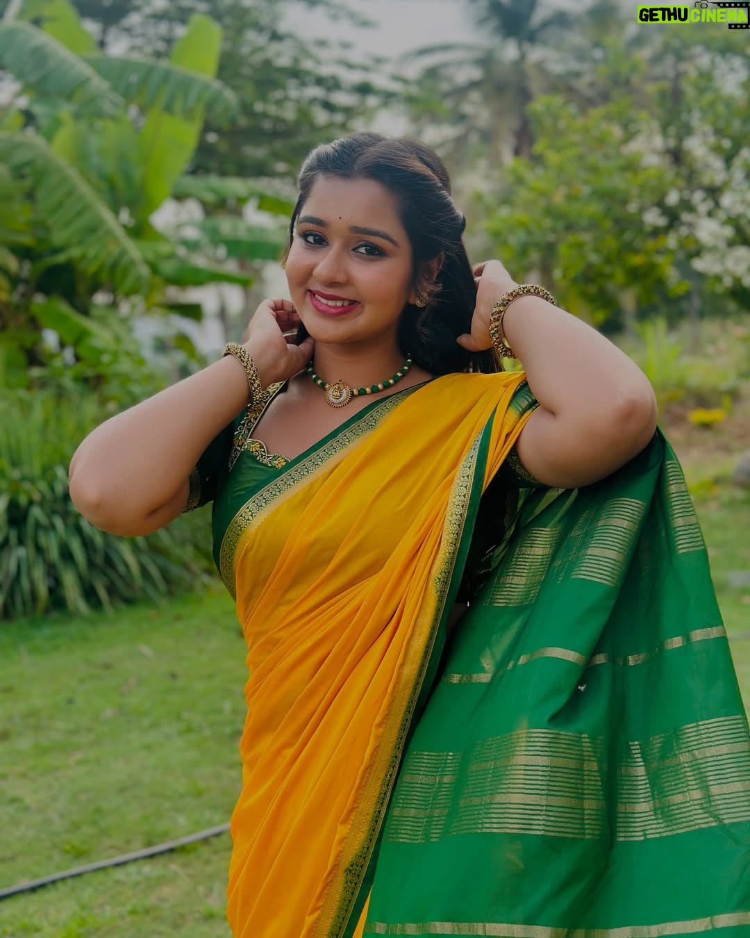 Mouna Guddemane - 15.3K Likes - ā¤ļøā¤ļø
Saree: @srscollectionss
Jewellery: @adya_jewellery_
#mouna #mouna_guddemane #charu #ramachari #kannada #saree #fyp #instagram #instagood