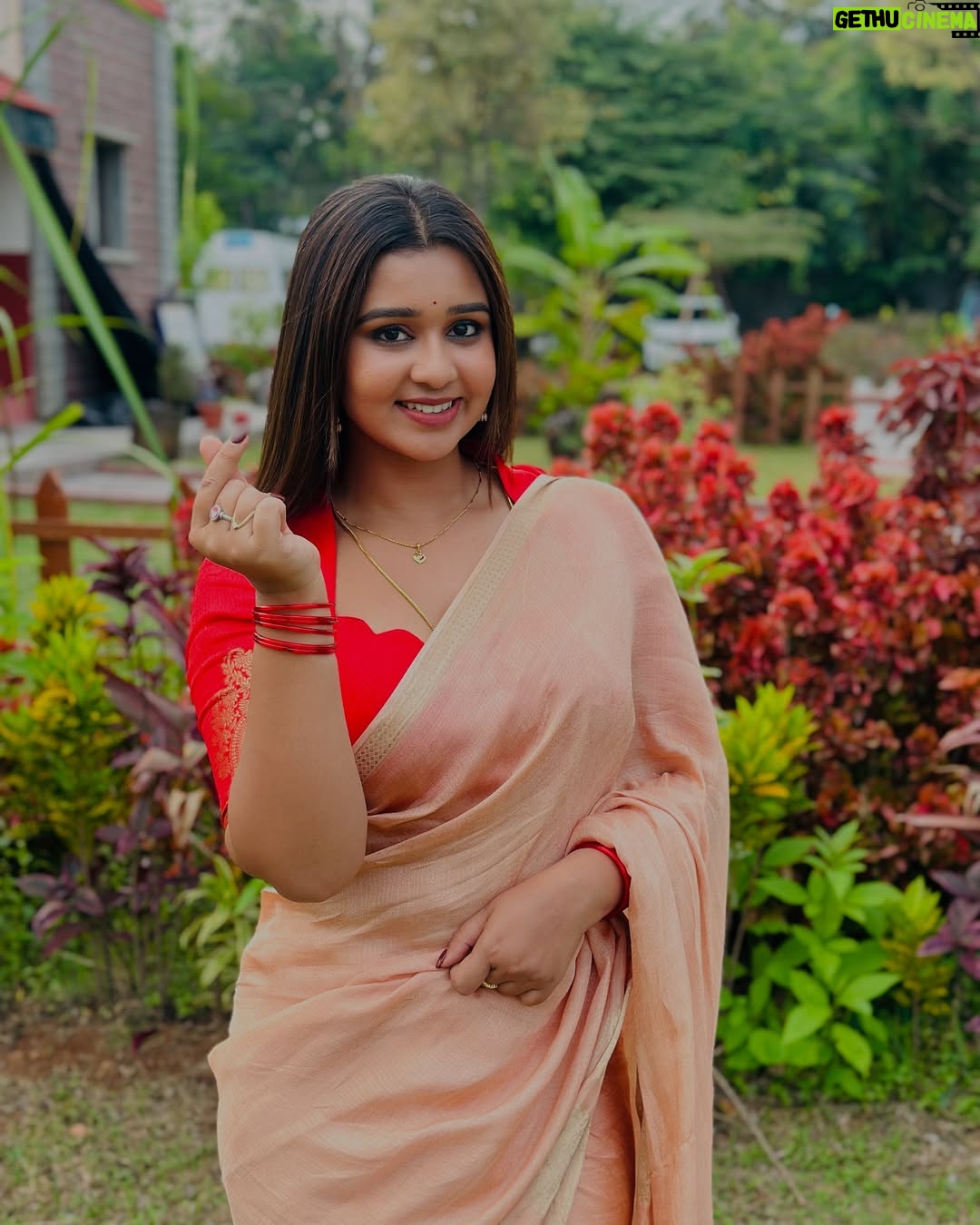 Mouna Guddemane - 41.7K Likes - Monalisa ā¤ļø
Saree: @vistara_silks ā¤ļø
#mouna #charu #saree #kannada #mouna_guddemane #traditional #É“į“į“”į“į“sį“ #fyp #instagram #instagood
