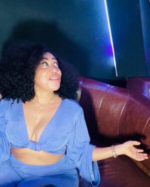 Moyo Lawal Instagram - Always in bloom 🌹
Skinplug @moyolawalplus