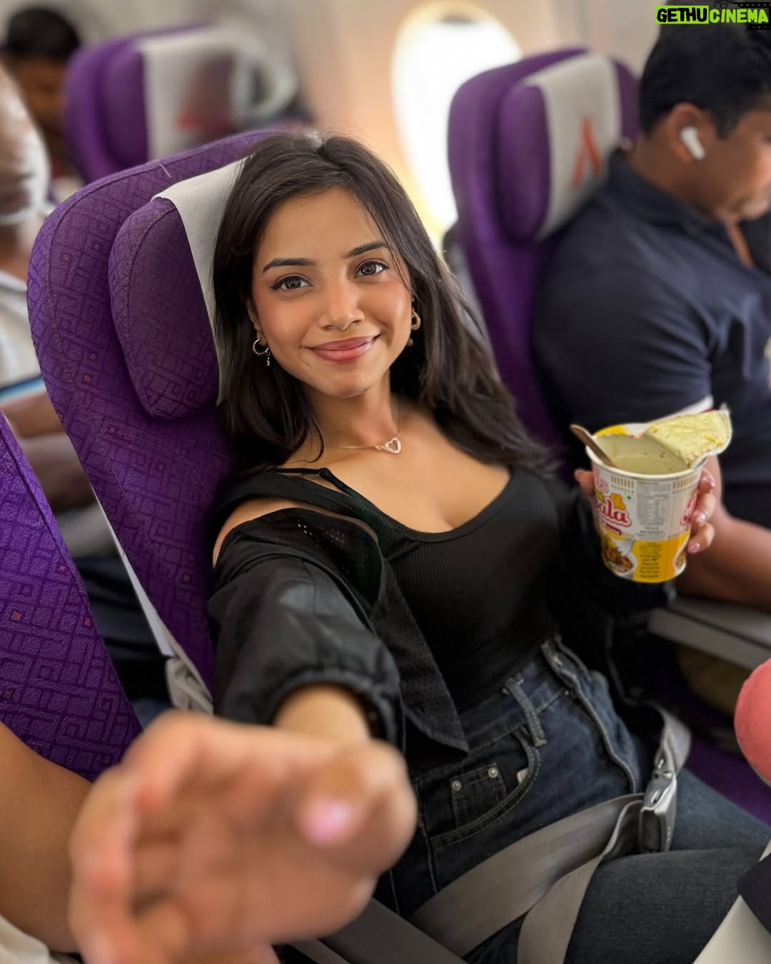 Muskan Karia - 76K Likes - how was your April?😍❤️