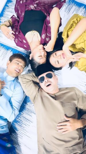 Nadia Aqilah Instagram - Selamat Hari Raya Aidilfitri, dari kami - JIWA 🎶

Just a bunch of friends yang suka menghidupkan lagu2 kegemaran kami dengan penuh jiwa. Inilah lagu lagu raya fav kami, boleh lah buat teman korang pasang masa jam balik kampung nanti 🤪 Apa pun, drive safe ok! 

Music producer @dunyaduan 
Directed by @patibrahim 

Collaboration with @bahriuma @neonate.company & @richantsmediasarawak 

#rayamedley #hariraya #laguraya #vocalgroup