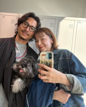 Naomi Lorraine Frank Instagram - .
.
来たる大好きな友達の大事な日に向けて
気合い入れオン眉復活させました💇‍♀️

@unami_kinu さんいつもありがとうございます🤍

最後は私を待ちながら寝てるボーイズ👨🏽‍🍼
.
.
#unami#unami吉祥寺#吉祥寺#ペットOK