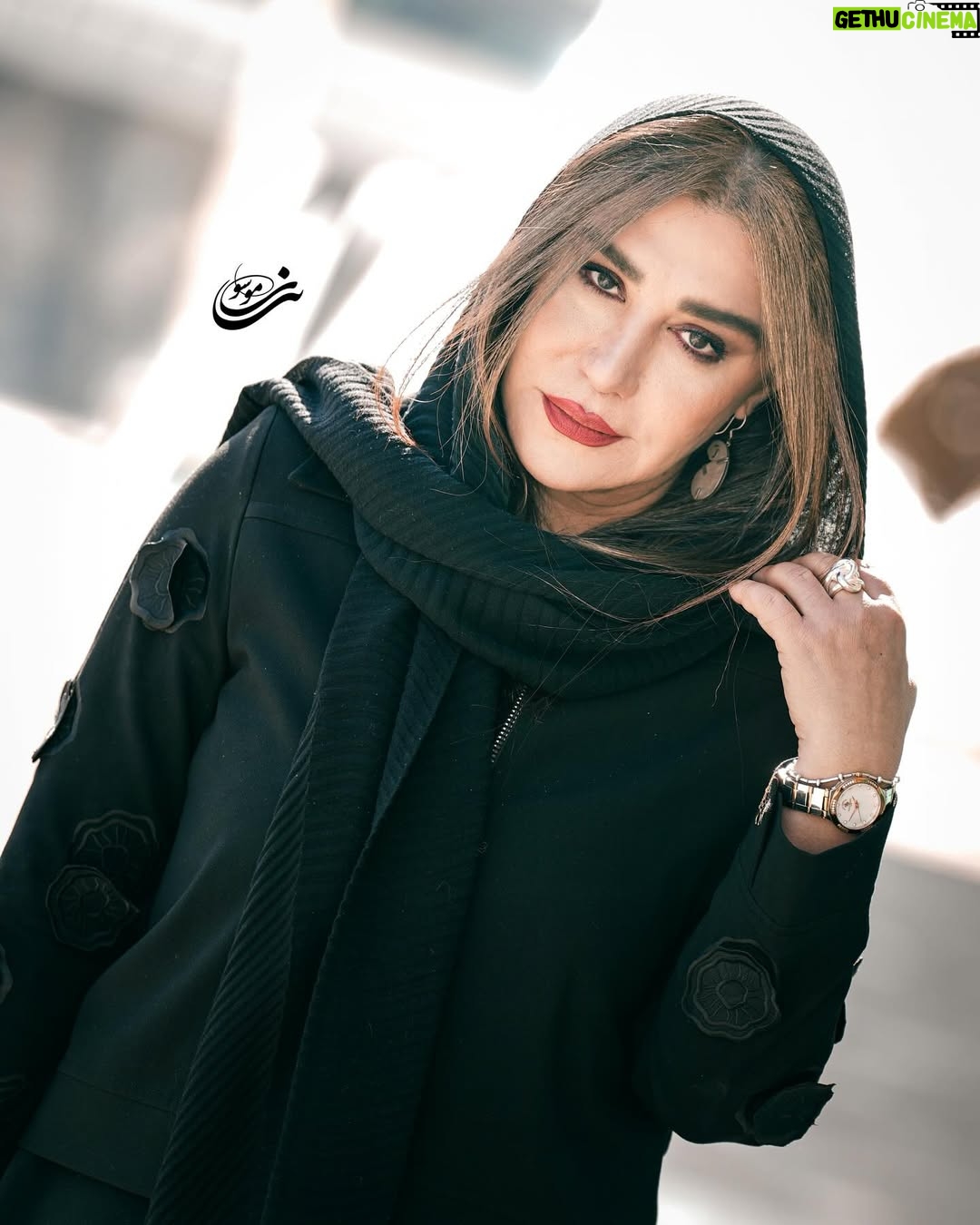 Nasim Adabi - 13.3K Likes - #عکاسی#فستیوال#جشنواره_فیلم_فجر #فتوکال_جشنواره۴۳ #فتوکال#نسیم_ادبی#بازیگر#بازیگر_زن_ایرانی #بازیگران_سینما #فیلم#سینما#شاه _نقش#نسا_موسوی #عکاس_زن#مزون_گالانت #تئاتر #موسیقی#سینمای_ایران
@nesamousavi.art 📷