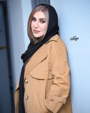 Nasim Adabi Instagram - آخرین دوشنبه سال ۱۴۰۳
#آخرین_روزهای_زمستان #دوشنبه#نسیم_ادبی#بازیگر#بازیگر_ایرانی#هنر#هنرمند#بازیگر_زن#تئاتر#سینما#زندگی_در_صحنه#نسیم
@negarpourbahrii 📷
@maryam.akbari.pic 📷