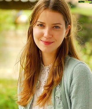 Nathalia Dill - 30.2K Likes - 60 anos da firma e 22 anos nela

Malhação (2008)
Paraíso (2009)
Do Ré Mi Fábrica (2009)
Escrito nas estrelas (2010)
Cordel Encantado (2011)
Aline (2011)
Avenida Brasil (2012)
Joia Rara (2013)
Alto Astral (2014)
Eta Mundo Bom (2016)
Liberdade, Liberdade (2016)
Rock Story (2017)
Orgulho e Paixão (2018)
A Dona do Pedaço (2019)
Família é tudo (2024)
Guerreiros do Sol (2025)