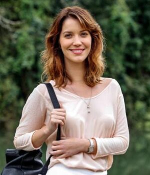 Nathalia Dill Instagram - 60 anos da firma e 22 anos nela

Malhação (2008)
Paraíso (2009)
Do Ré Mi Fábrica (2009)
Escrito nas estrelas (2010)
Cordel Encantado (2011)
Aline (2011)
Avenida Brasil (2012)
Joia Rara (2013)
Alto Astral (2014)
Eta Mundo Bom (2016)
Liberdade, Liberdade (2016)
Rock Story (2017)
Orgulho e Paixão (2018)
A Dona do Pedaço (2019)
Família é tudo (2024)
Guerreiros do Sol (2025)