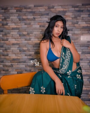 Neelam Singha Instagram - #popular #instagram
 #trending #follow
 #love #like 
#viral #instagood
 #explorepage #photography #explore #likeforlikes #followforfollowback 
#meghadas #fashion #sexy #instadaily #photooftheday #famous #likes 
#picoftheday #meghadasghosh #beautiful #followme
 #cute #model 
#style #hotmodel #beauty #bhfyp