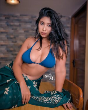 Neelam Singha Instagram - #popular #instagram
 #trending #follow
 #love #like 
#viral #instagood
 #explorepage #photography #explore #likeforlikes #followforfollowback 
#meghadas #fashion #sexy #instadaily #photooftheday #famous #likes 
#picoftheday #meghadasghosh #beautiful #followme
 #cute #model 
#style #hotmodel #beauty #bhfyp