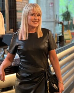 Actress Nicki Chapman HD Photos and Wallpapers April 2025