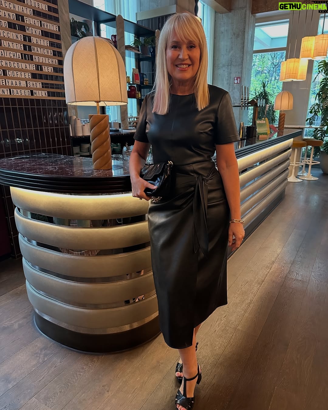 Nicki Chapman - 9.9K Likes - First at the bar & I’m buying 😉
Forgot just how much I love this pleather dress which the lovely @myleeneklass sent me a few years ago from her previous @nextofficial collection. That woman know’s a thing or two about design. We’re clearly two different sizes & looks & even though I never ever would have tried this dress (Chappers wearing a black leather looking dress???) I bl**dy love it!! Thank you Myleene for pushing me out of my comfort zone in a good way 🫣🙄😘 Fits like a glove & could wear it all night & into the next day 🤣 one of my fave ‘we’re going out out’ looks complete with shoes you can dance in & glam bag. Perfect example of why not try something different… ?!! Right, who’s coming? It’s a loooong weekend. Drinks are on me…
Shoes @esskashoes
Bag @esskashoes