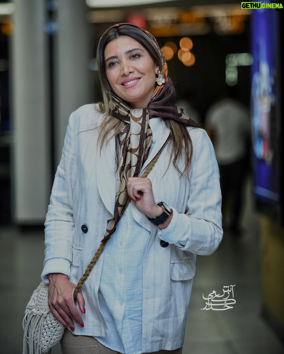 Niki Mozaffari - 36.4K Likes - اکران فیلم « کوچه ژاپنی ها » با عوامل این فیلم✨