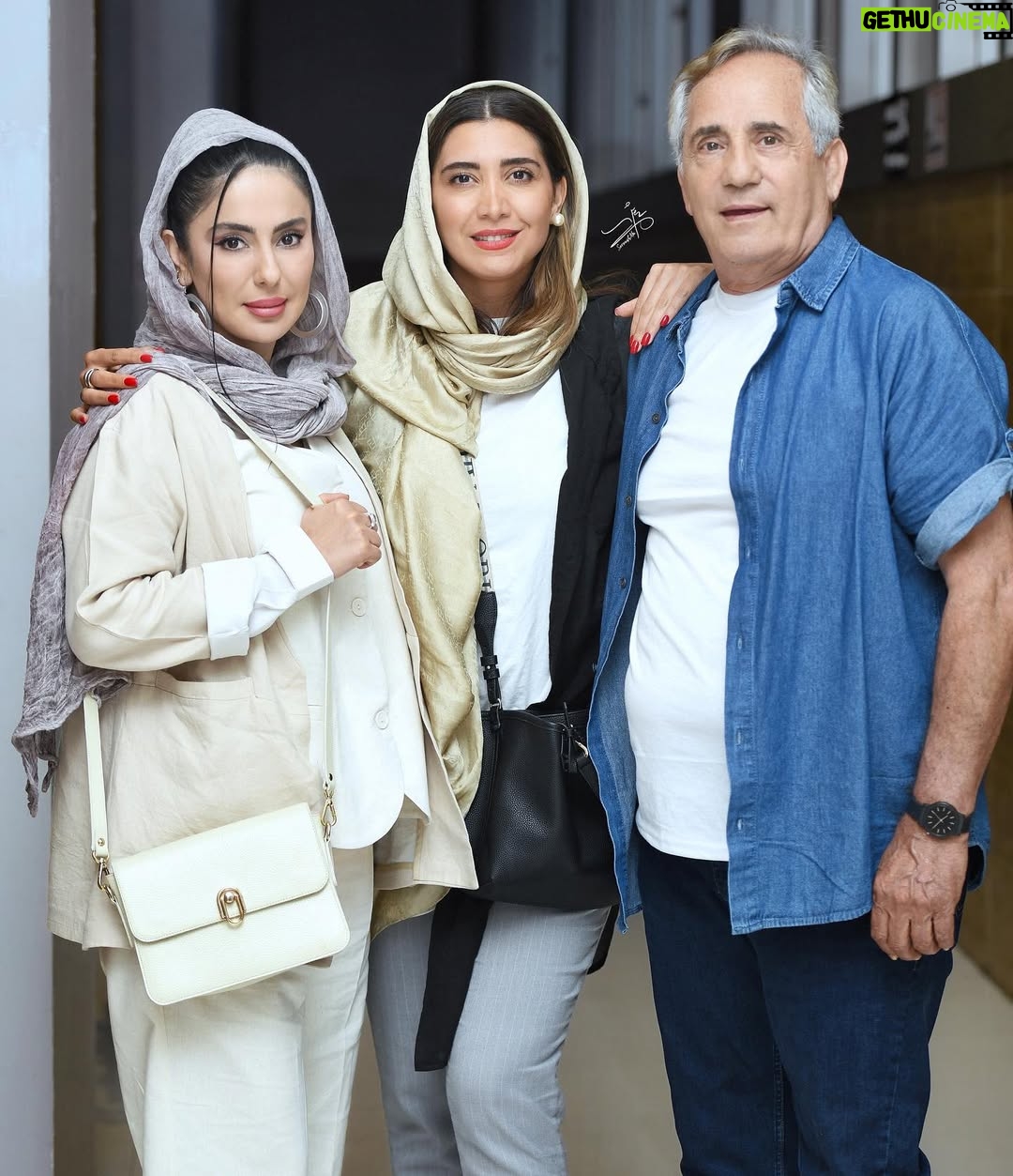 Niki Mozaffari - 47.9K Likes - .
ورق بزنید
اکران فیلم سینمایی « کوچه ژاپنی ها »
همراه با بازیگران این فیلم ، در پردیس سینمای مگامال😍✨
.
عکسها از : @soroushmn_ 💐
