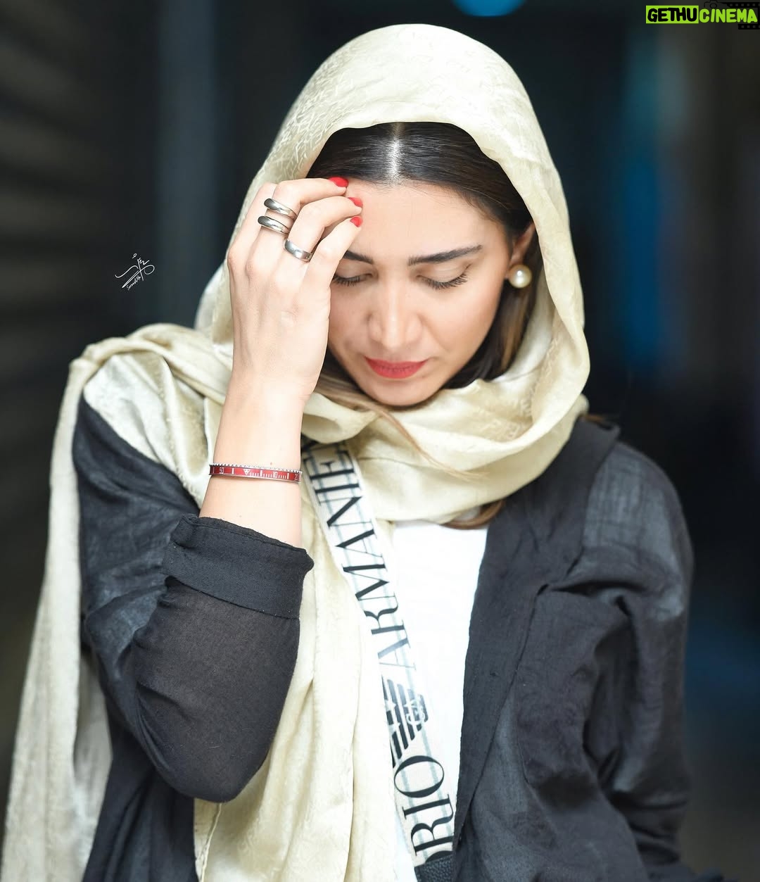 Niki Mozaffari - 47.9K Likes - .
ورق بزنید
اکران فیلم سینمایی « کوچه ژاپنی ها »
همراه با بازیگران این فیلم ، در پردیس سینمای مگامال😍✨
.
عکسها از : @soroushmn_ 💐