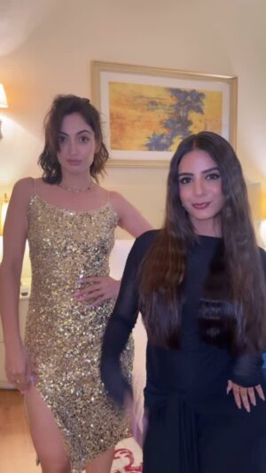 Nikki Sharma Instagram - 💛✨✨✨💛
No EXtra stress 🤙🏻

Outfit : @gemstudiorentalboutique