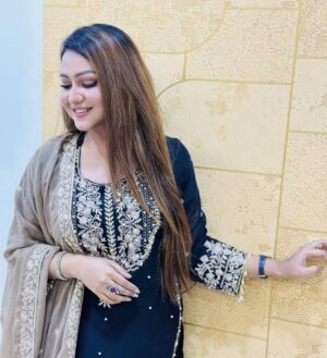 Nishat Priom Instagram - Soft , serene , effortlessly beautiful ⚜️🌟🖤
#nishat _priom