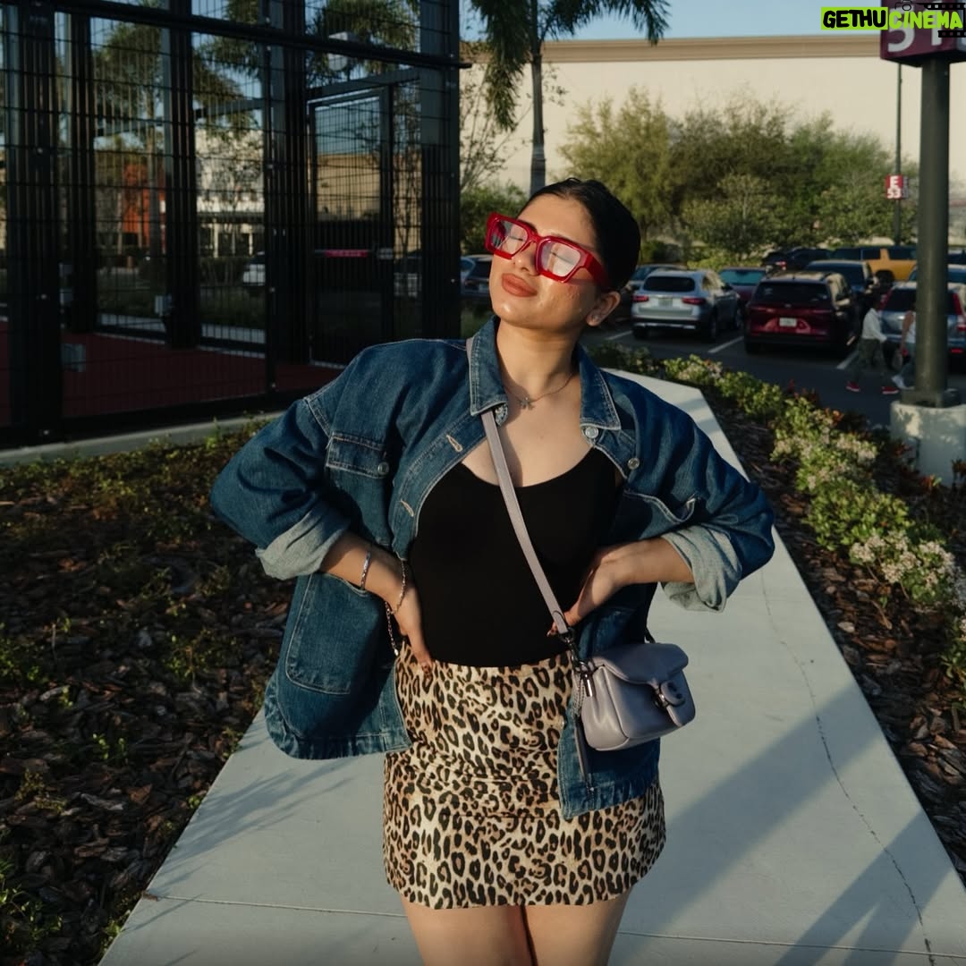 Nishika Lalwani - 1.7K Likes - vibe right now is just living life ‼️