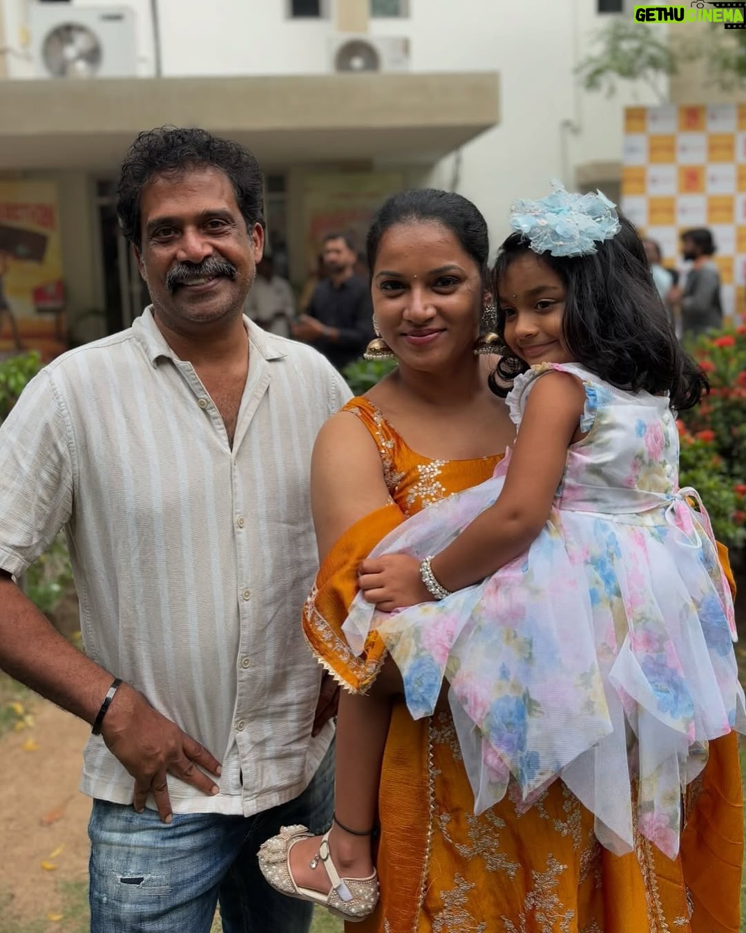 Nivedita Rajappan - 41K Likes - Some Of Kudumbasthan celebrations 🎉 ❤️

I Have To Thank So Many People For Believing In Me, Shaping Me,Encouraging Me, Teaching Me So Many Things, Made Me Anitha That People Love And Connect.
Thank You @prasanna_balachandran1 @vinoths_offl @manikabali87 @saanve.megghana @guru_somasundaram @rajeshwarkaliswamy @saanvika_shree @themanoraj @cinemakaaran_off @designer_meera.m @sujithnsubramaniam @vaisaghh 

You People Are The Reason For Everyone Loved Anitha..

Thank You So Much..!!❤️

#kudumbasthan #anitha #celebration #success
