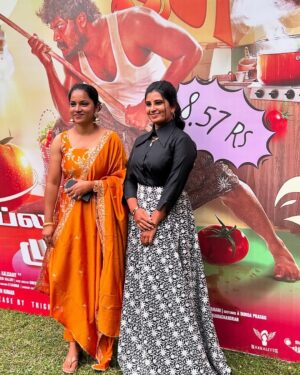 Nivedita Rajappan Instagram - Some Of Kudumbasthan celebrations 🎉 ❤️
I Have To Thank So Many People For Believing In Me, Shaping Me,Encouraging Me, Teaching Me So Many Things, Made Me Anitha That People Love And Connect.
Thank You @prasanna_balachandran1 @vinoths_offl @manikabali87 @saanve.megghana @guru_somasundaram @rajeshwarkaliswamy @saanvika_shree @themanoraj @cinemakaaran_off @designer_meera.m @sujithnsubramaniam @vaisaghh
You People Are The Reason For Everyone Loved Anitha..
Thank You So Much..!!❤️
#kudumbasthan #anitha #celebration #success