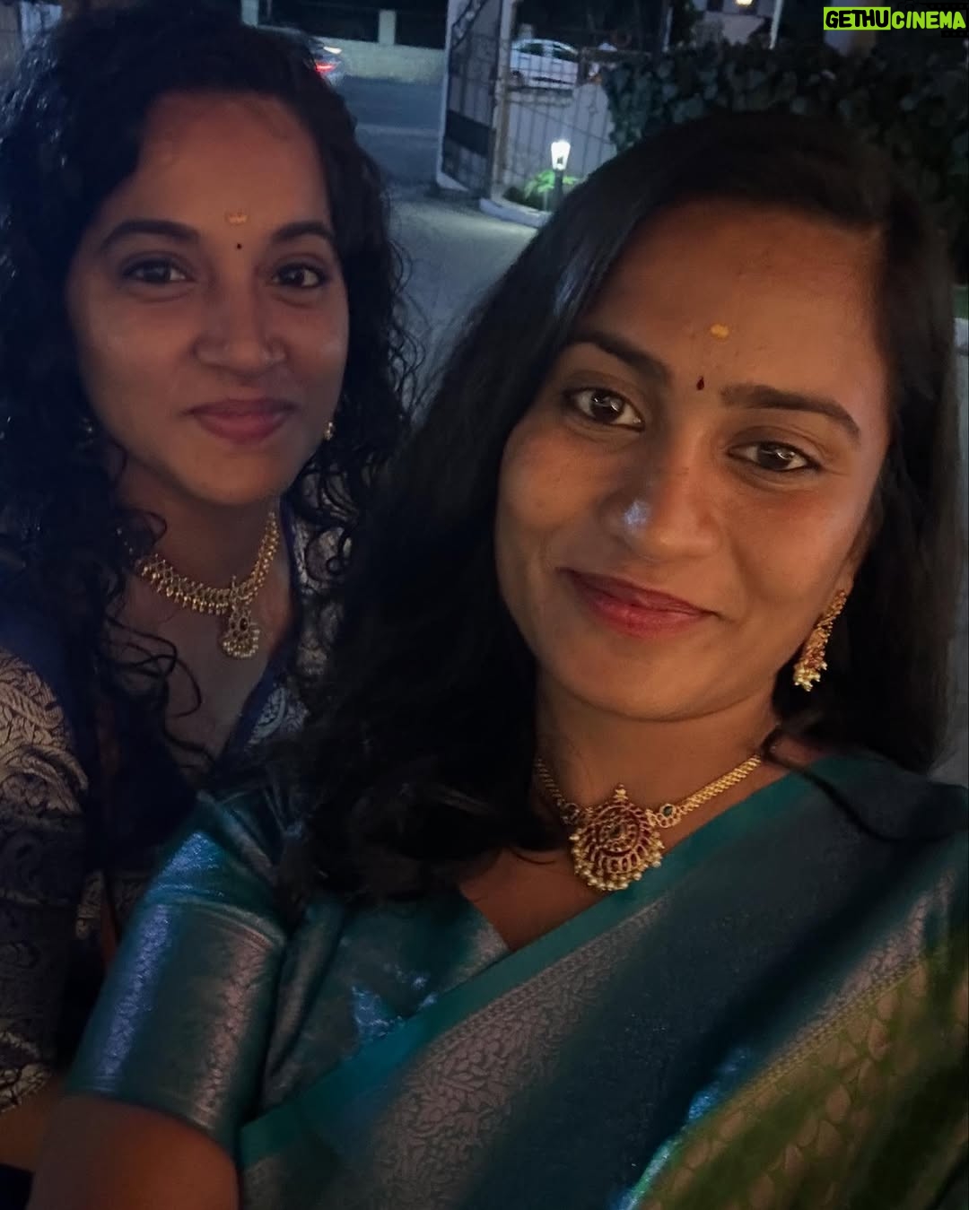 Nivedita Rajappan - 33.9K Likes - Be Your Own Kind Of Beautiful..!!🌸

#saree #friends #smile #blue
