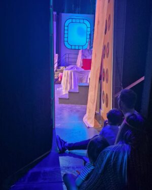 Noelia Marzol Instagram - Última función de @unviajeeneltiempook !
Gracias compañeros son lo más! Qué fortuna la mía! Los sentí parte de mi familia ❤️

@pedroalfonsoo @chavespauok @vivisacconeok @pachu_pena @sebaalmadaok 

Gracias @ezequielcorbo y @hoppefede por haberme convocado y por las lecciones de producción 😍

Hermoso viaje! Lo disfruté muchísimo

Gracias @agenciaab siempre! las amo