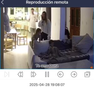 Noelia Marzol Instagram - El video es malísimo pero necesito inmortalizar este momento!
Algo bien estamos haciendo @ramiroarias13 
Ellos son los mejores hermanos del mundo
Los amo!