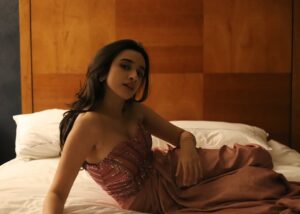 Nuveksha Instagram - 🎀🦩

@greateekumar_ @solikocommunications 
@wins_in_focus @ra_huul 
@stylistshikhar @sparklingbonds