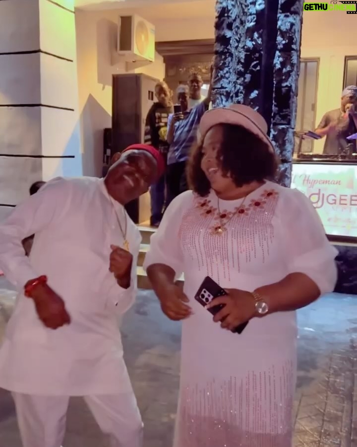 Nwaoha Chioma Blessing - 57K Likes - Memories Will Last Forever 🥰… Always make out time to Create one 💯…. My family, my Everything ❤️💃
Congratulations to my bro @celebritymanager_ . Latest House Owner in the city 🔥. It was an Amazing Celebration 🎉