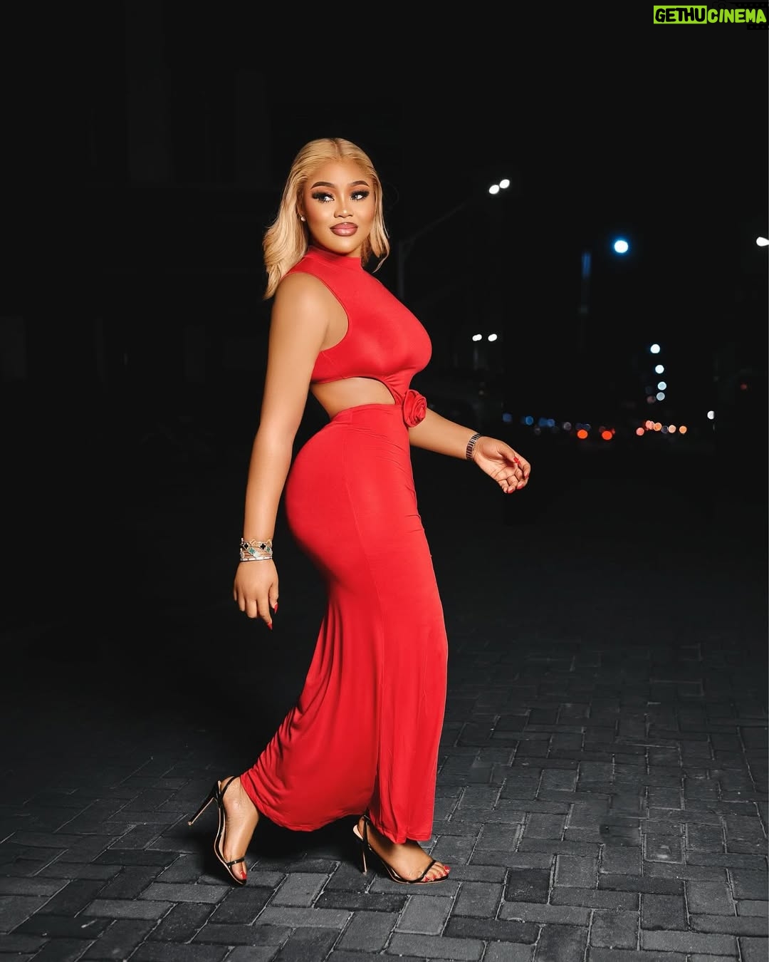 Nwaoha Chioma Blessing - 61.9K Likes - Just a Baby Girl and Her Red Dress 🥰❤️……..
Shop Active wears @getslimby_spanky 🥳🥳🥳🥳